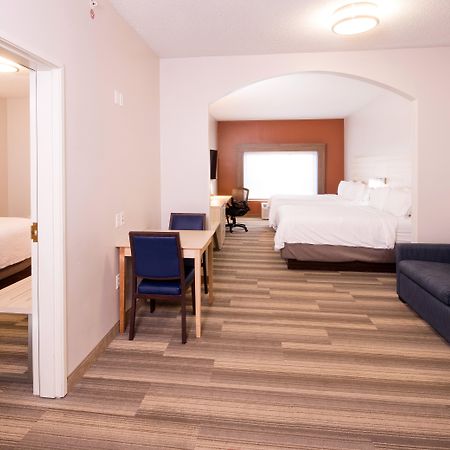 Holiday Inn Express Hotel & Suites Grand Blanc By Ihg Εξωτερικό φωτογραφία