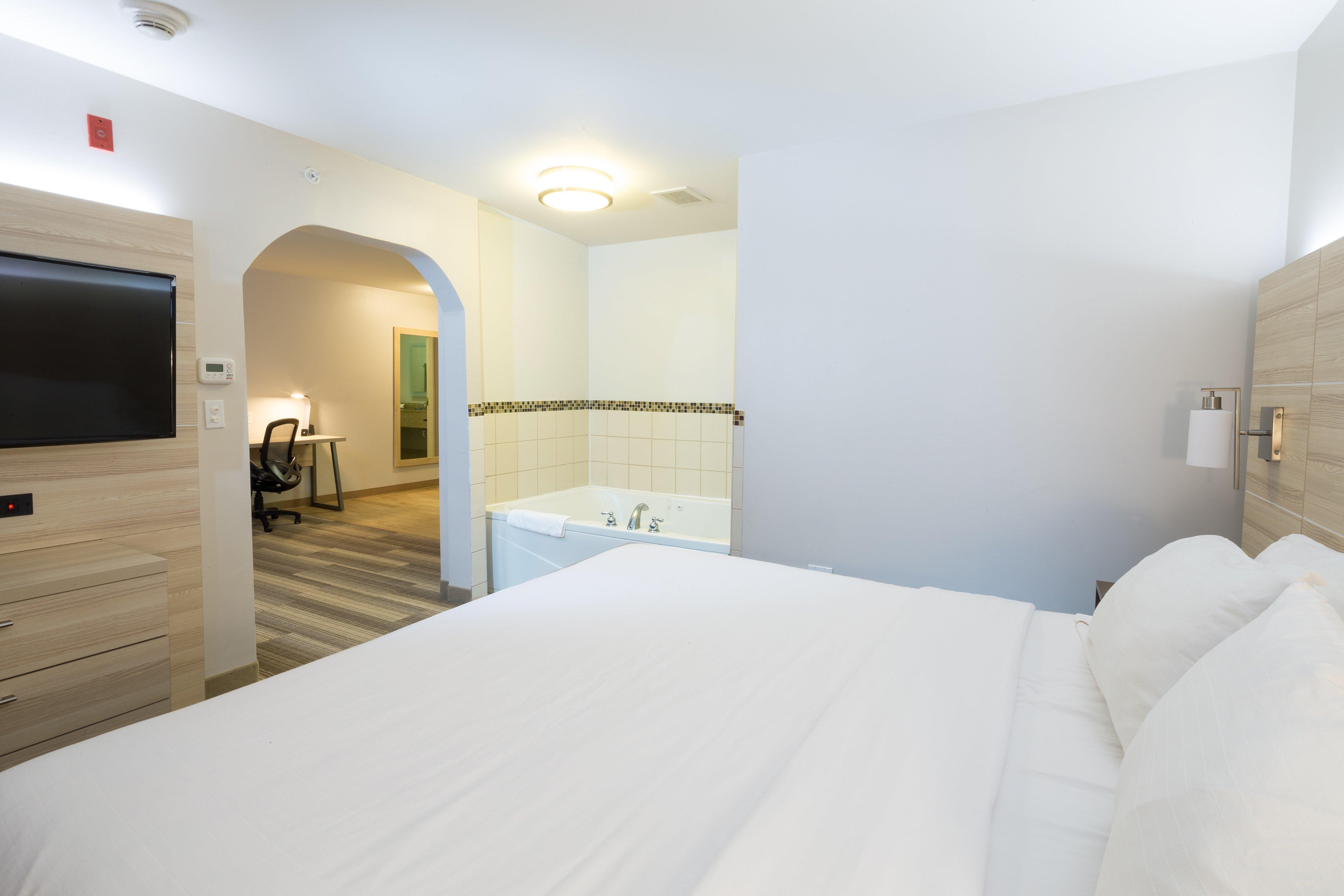 Holiday Inn Express Hotel & Suites Grand Blanc By Ihg Εξωτερικό φωτογραφία