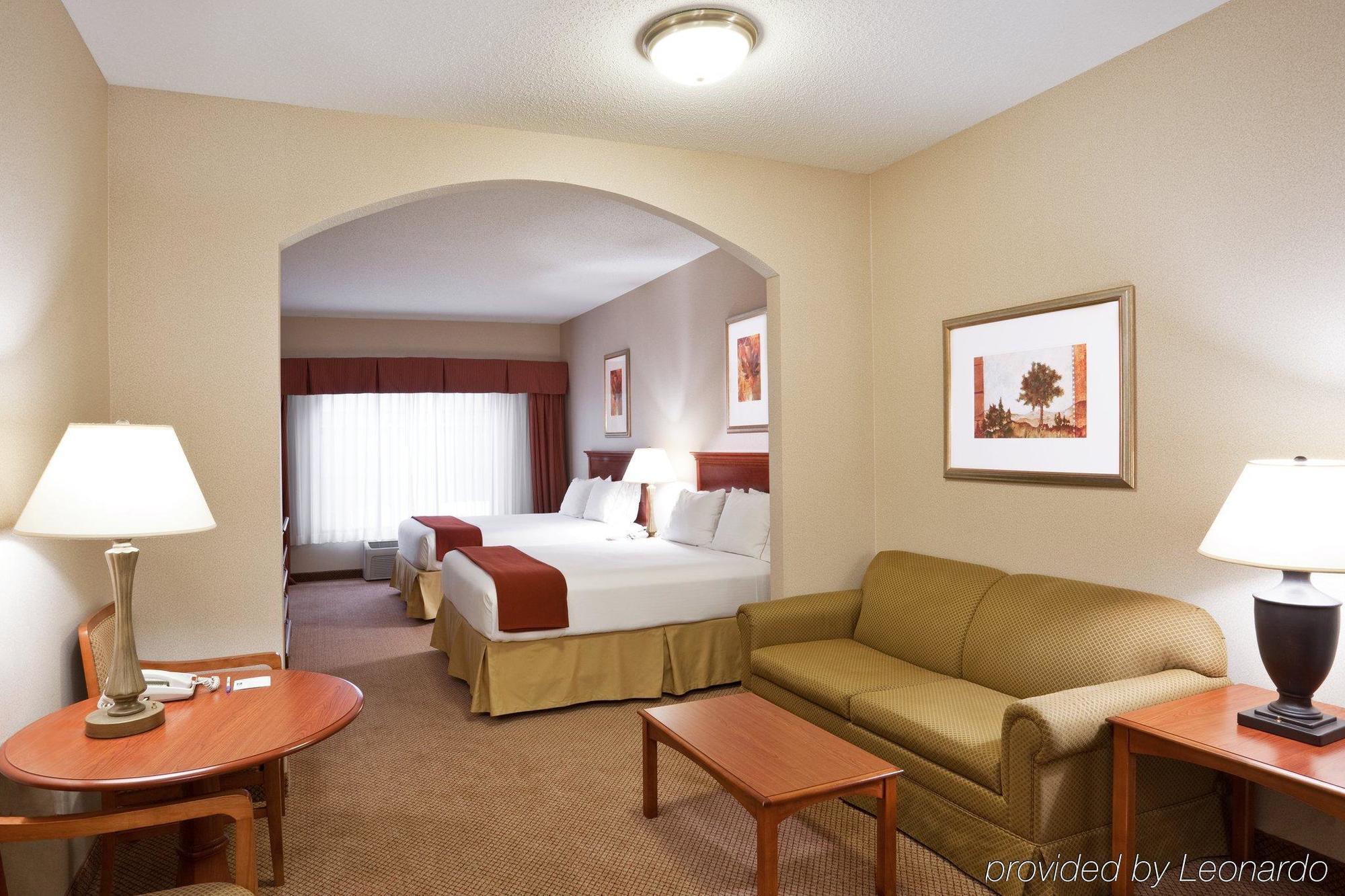Holiday Inn Express Hotel & Suites Grand Blanc By Ihg Εξωτερικό φωτογραφία