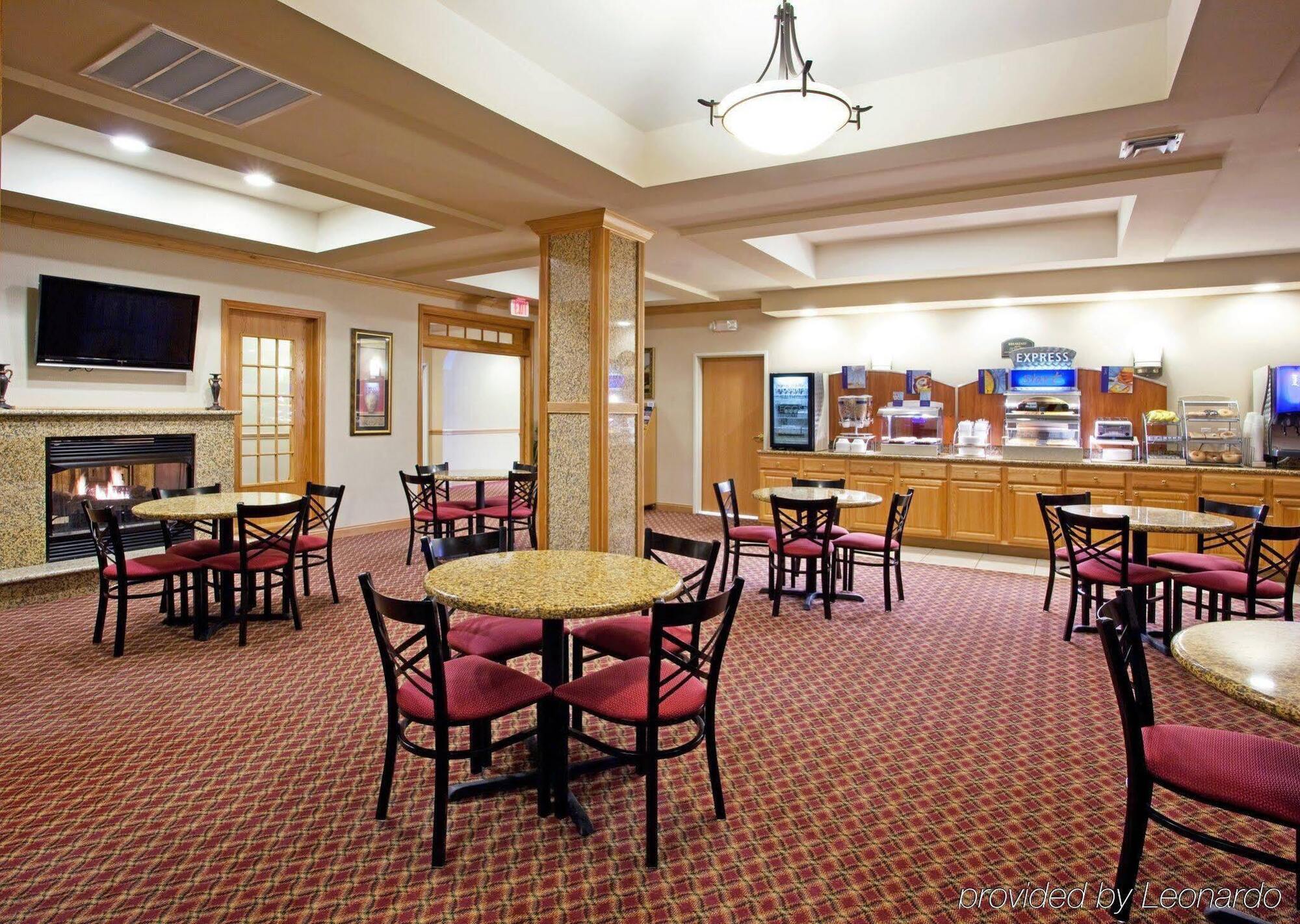 Holiday Inn Express Hotel & Suites Grand Blanc By Ihg Εξωτερικό φωτογραφία