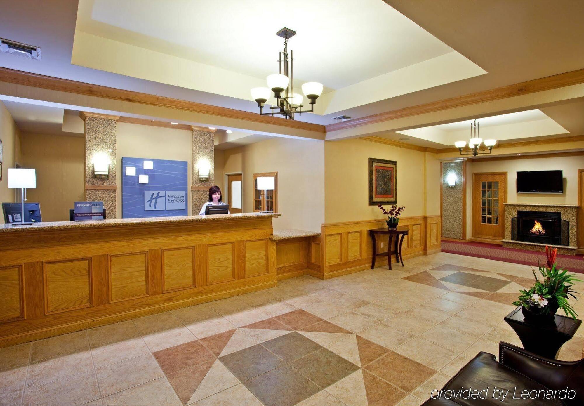 Holiday Inn Express Hotel & Suites Grand Blanc By Ihg Εξωτερικό φωτογραφία
